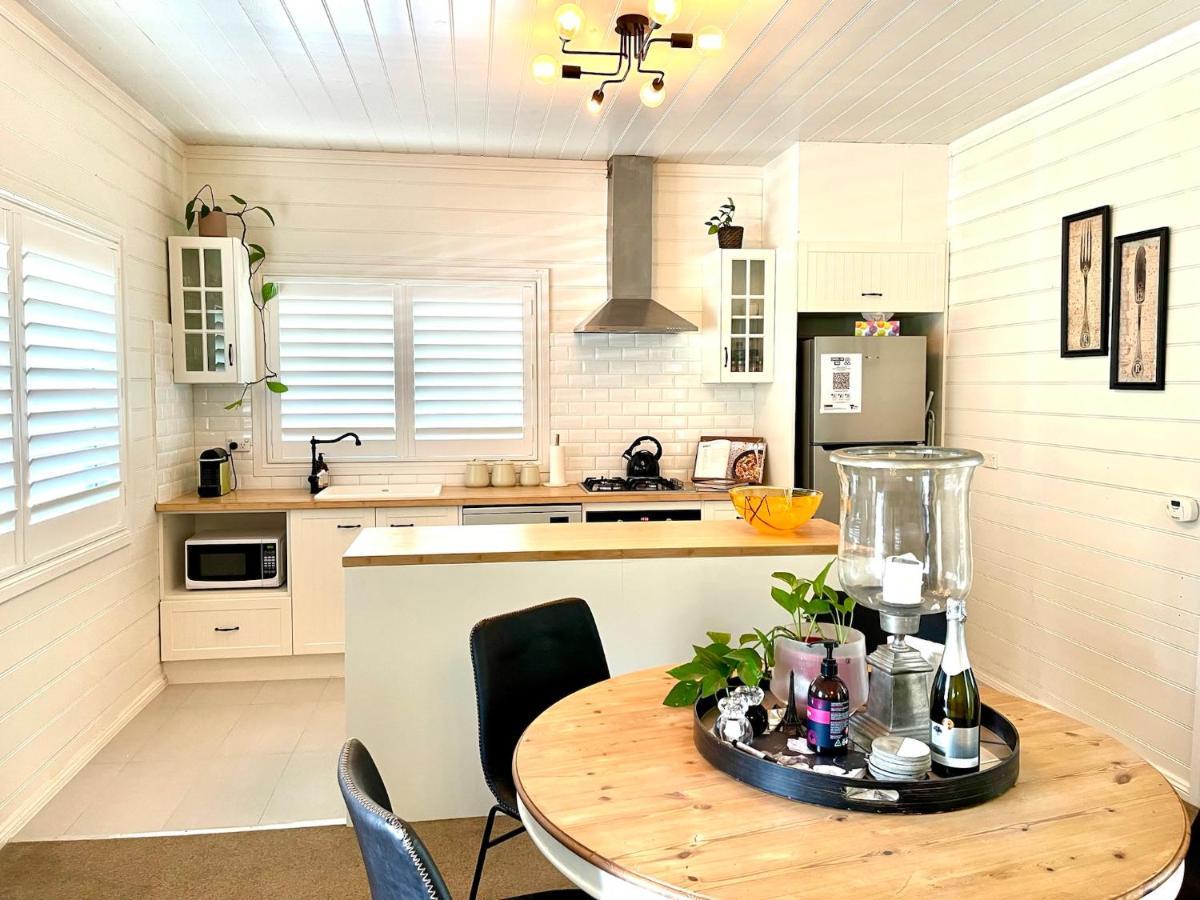 Holiday home Chateau Rosemund - 'your Away From Home'. Daylesford